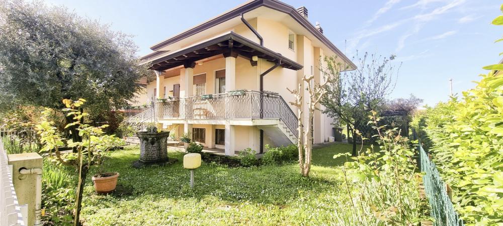villa indipendente in vendita a Sacile