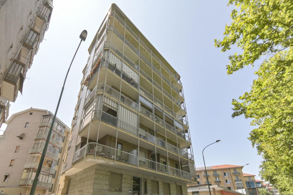 appartamento in vendita a Torino in zona Barca
