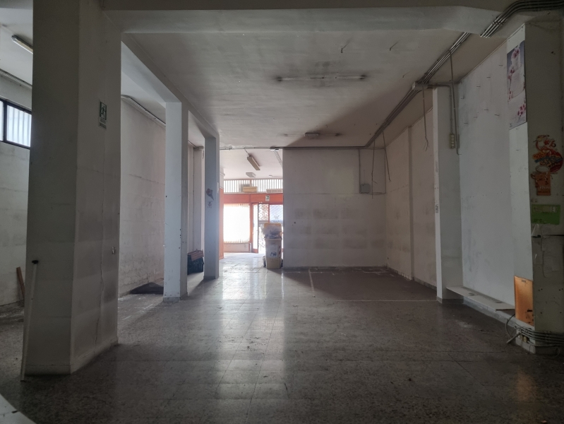 Magazzino-laboratorio monolocale in affitto a Lecce - Magazzino-laboratorio monolocale in affitto a Lecce