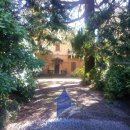 Villa plurilocale in vendita a Varese