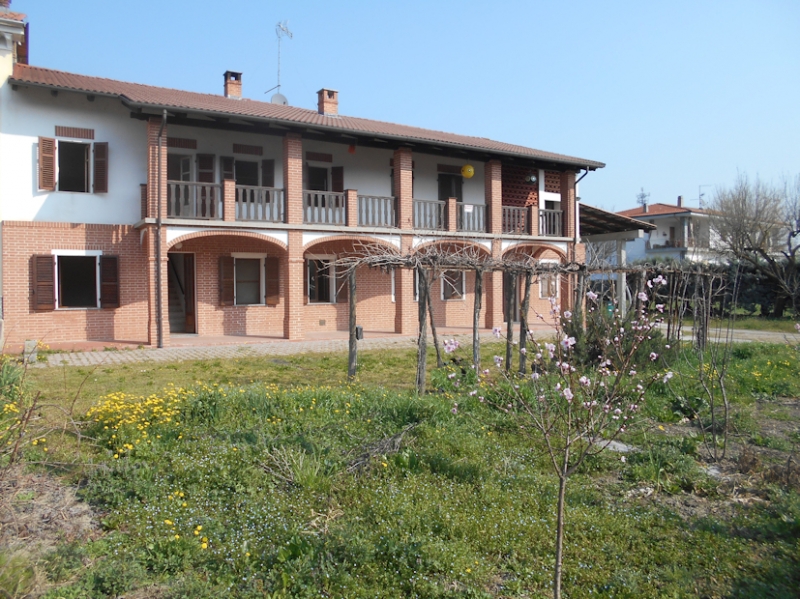 Casa plurilocale in vendita a Cerrina Monferrato - Casa plurilocale in vendita a Cerrina Monferrato