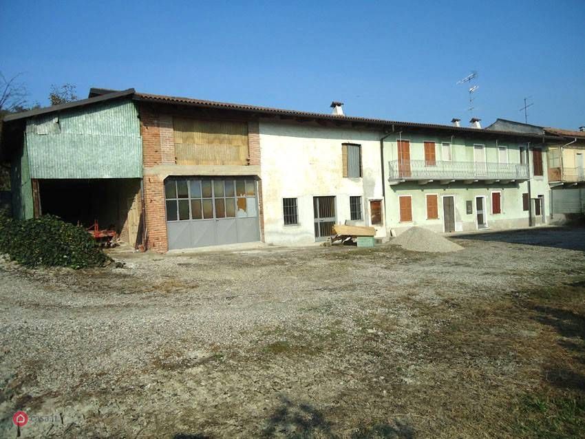 Rustico / casale plurilocale in vendita a Villamiroglio - Rustico / casale plurilocale in vendita a Villamiroglio