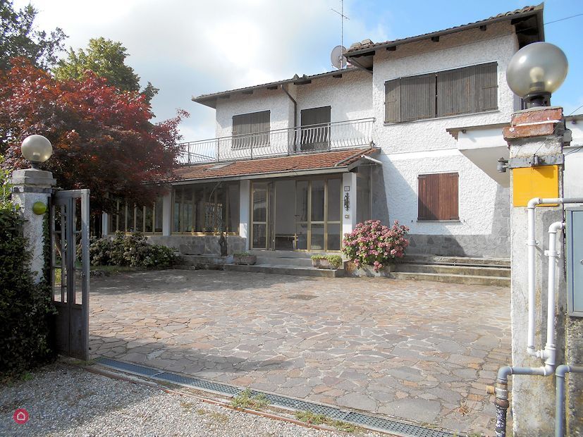 Villa plurilocale in vendita a Mombello Monferrato - Villa plurilocale in vendita a Mombello Monferrato
