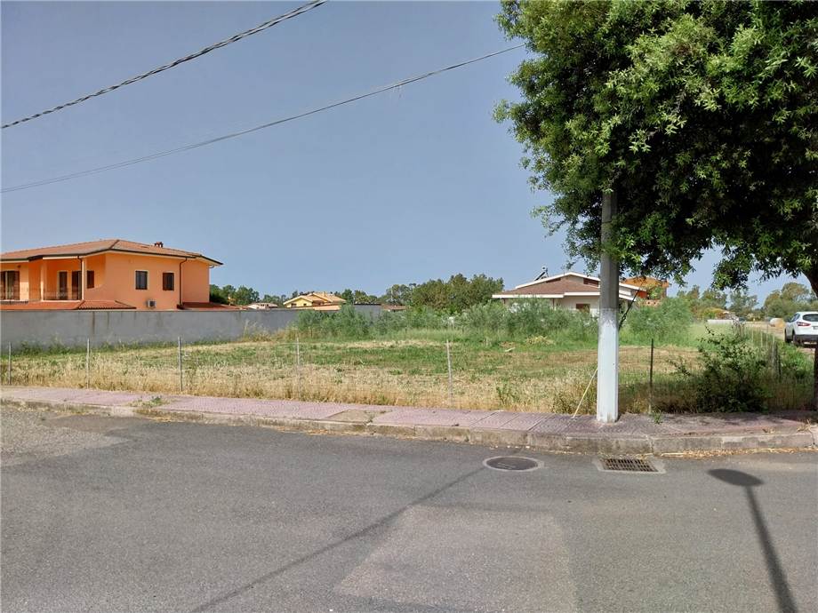 terreno residenziale in vendita a Tiria