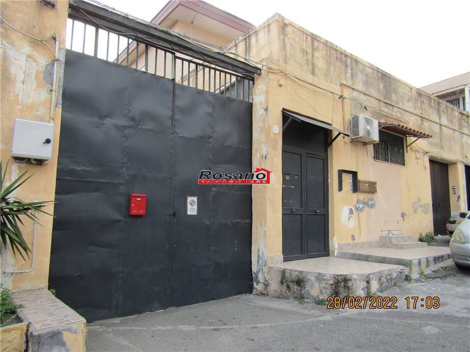 Casa plurilocale in vendita a Catania - Casa plurilocale in vendita a Catania