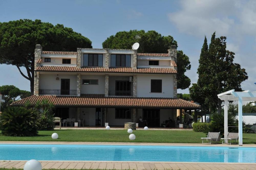 villa indipendente in affitto a San Felice Circeo
