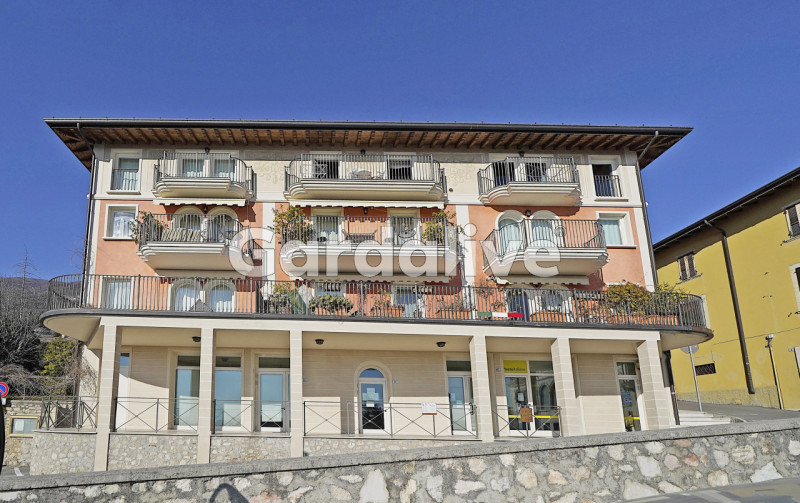 appartamento in vendita a Gardone Riviera