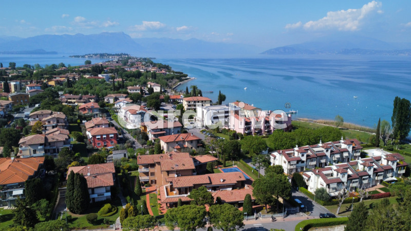 Appartamento quadrilocale in vendita a sirmione - Appartamento quadrilocale in vendita a sirmione