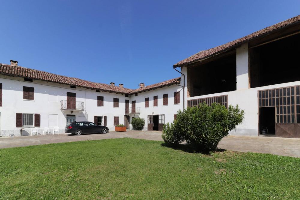 Rustico / casale plurilocale in vendita - Rustico / casale plurilocale in vendita