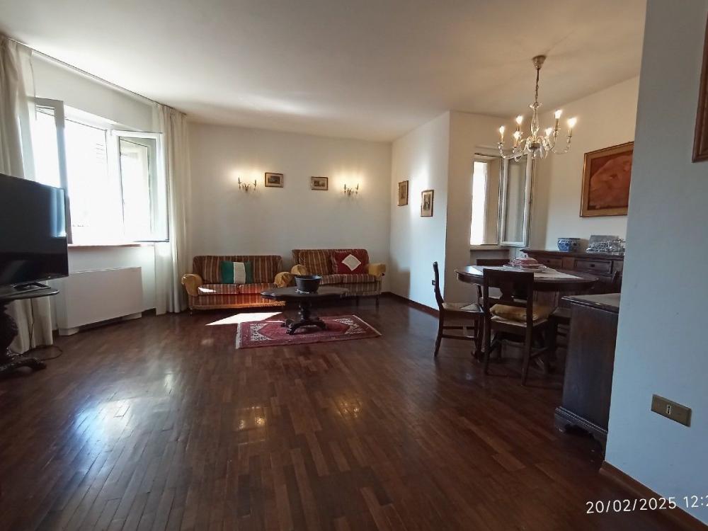 Appartamento plurilocale in vendita a camaiore - Appartamento plurilocale in vendita a camaiore