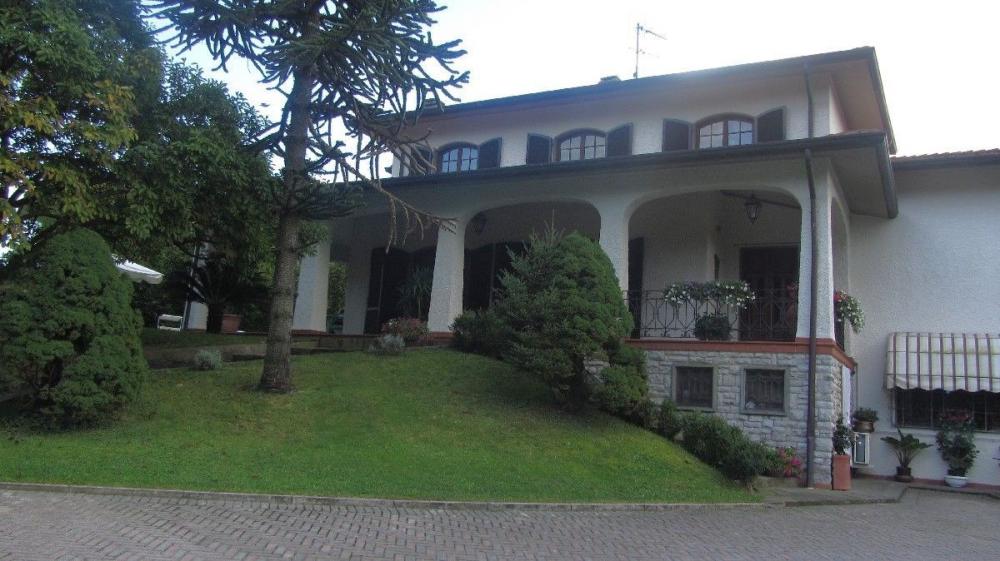 Villa plurilocale in vendita a camaiore - Villa plurilocale in vendita a camaiore