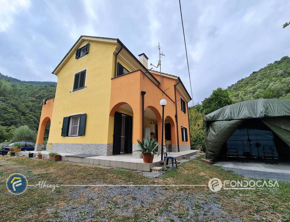 villa in vendita a Zuccarello