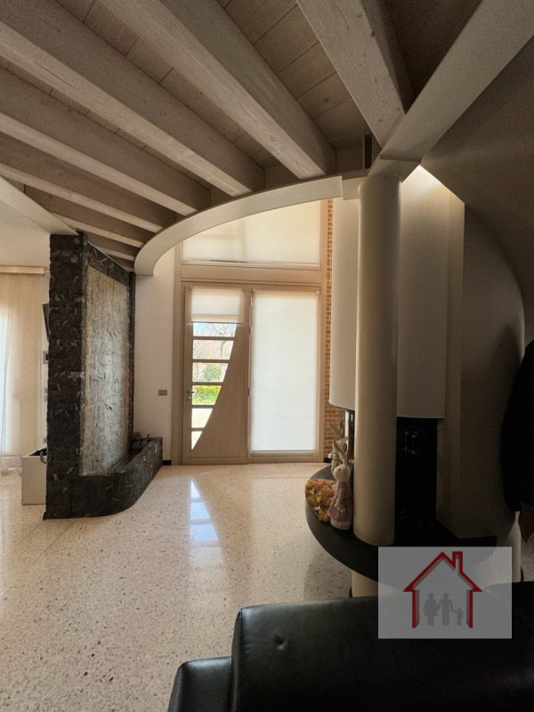Casa plurilocale in vendita a trevignano - Casa plurilocale in vendita a trevignano