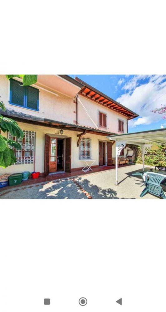 casa indipendente in affitto a Camaiore