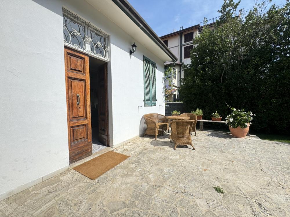 casa indipendente in affitto a Pietrasanta in zona Marina di Pietrasanta