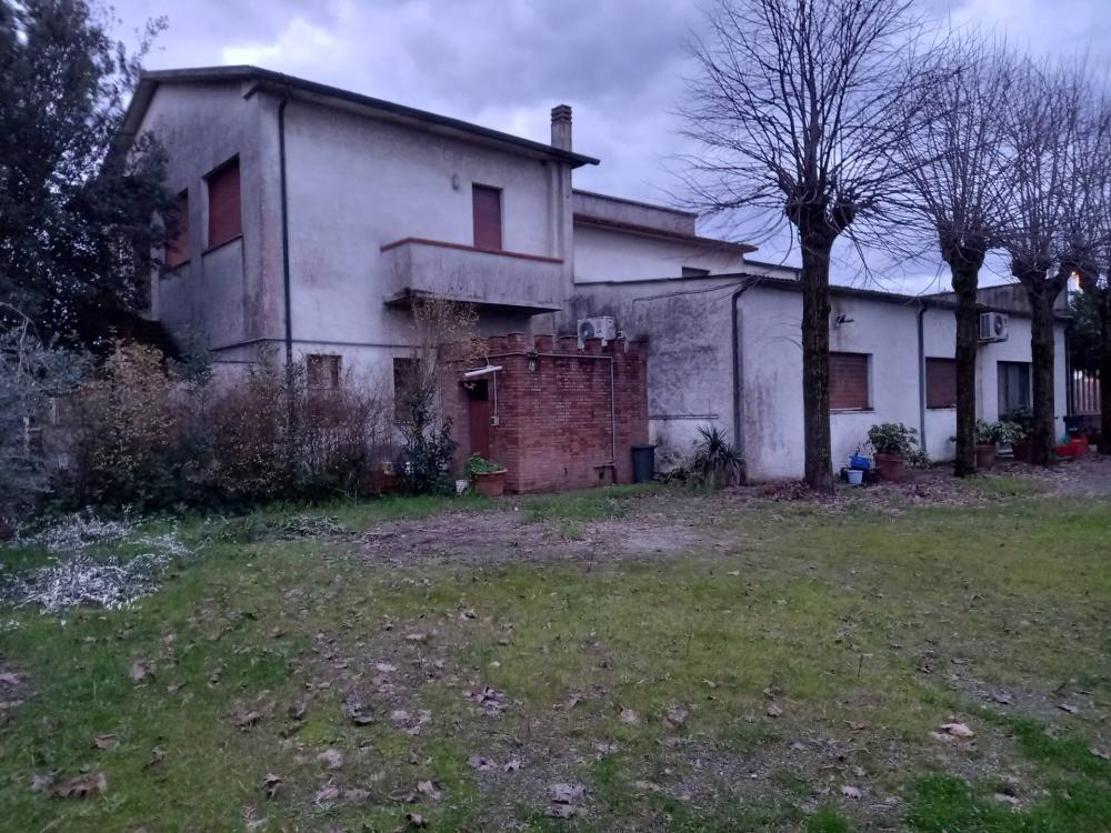 Casa plurilocale in vendita a Casciana Terme Lari - Casa plurilocale in vendita a Casciana Terme Lari