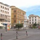 Azienda commerciale in affitto a Livorno