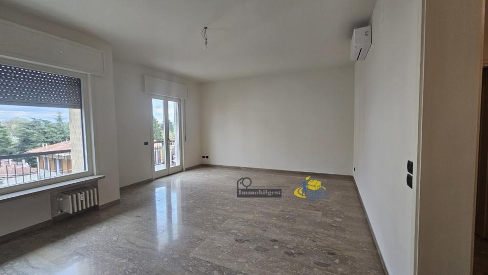 Appartamento plurilocale in affitto a Aielli stazione - Appartamento plurilocale in affitto a Aielli stazione