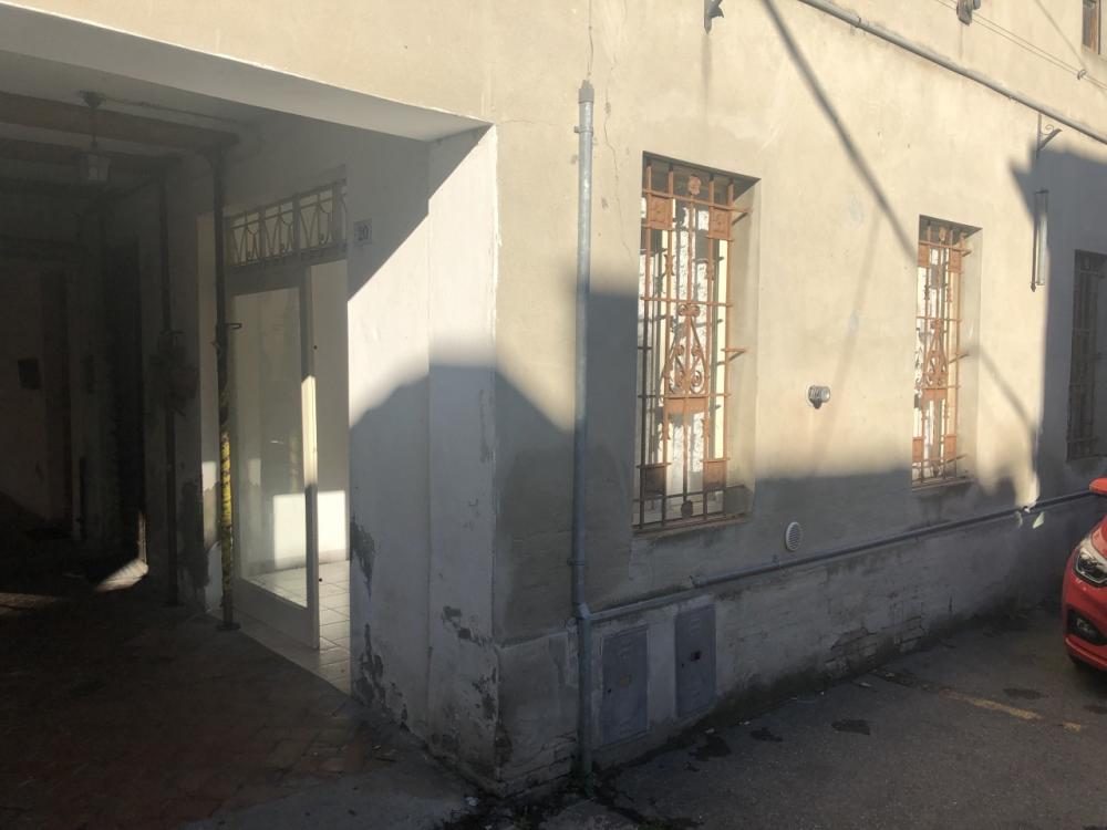 Negozio bilocale in affitto a san-secondo-parmense - Negozio bilocale in affitto a san-secondo-parmense