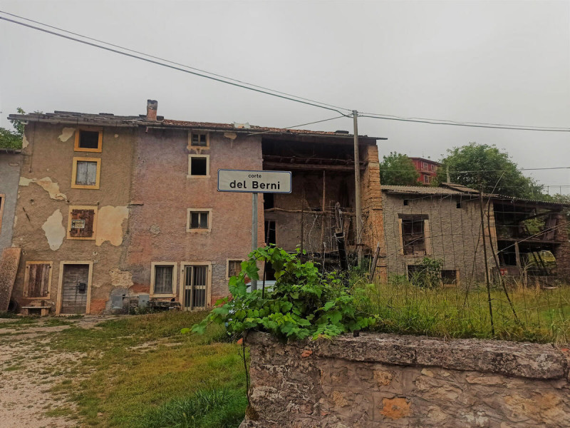 rustico / casale in vendita a Bosco Chiesanuova