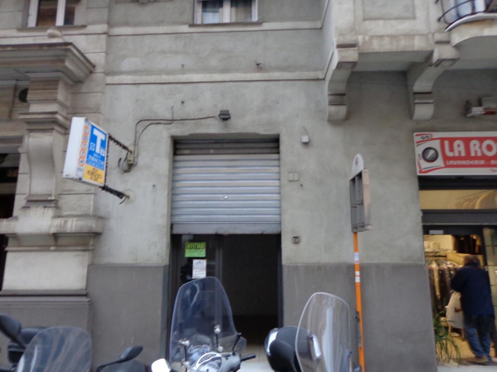 spazio commerciale in affitto a Genova