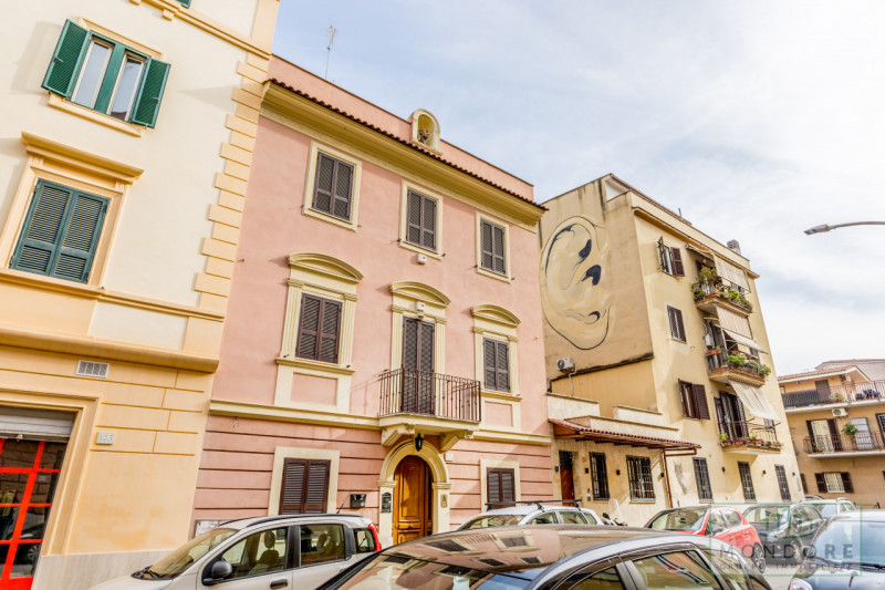 Stabile intero plurilocale in vendita a roma - Stabile intero plurilocale in vendita a roma