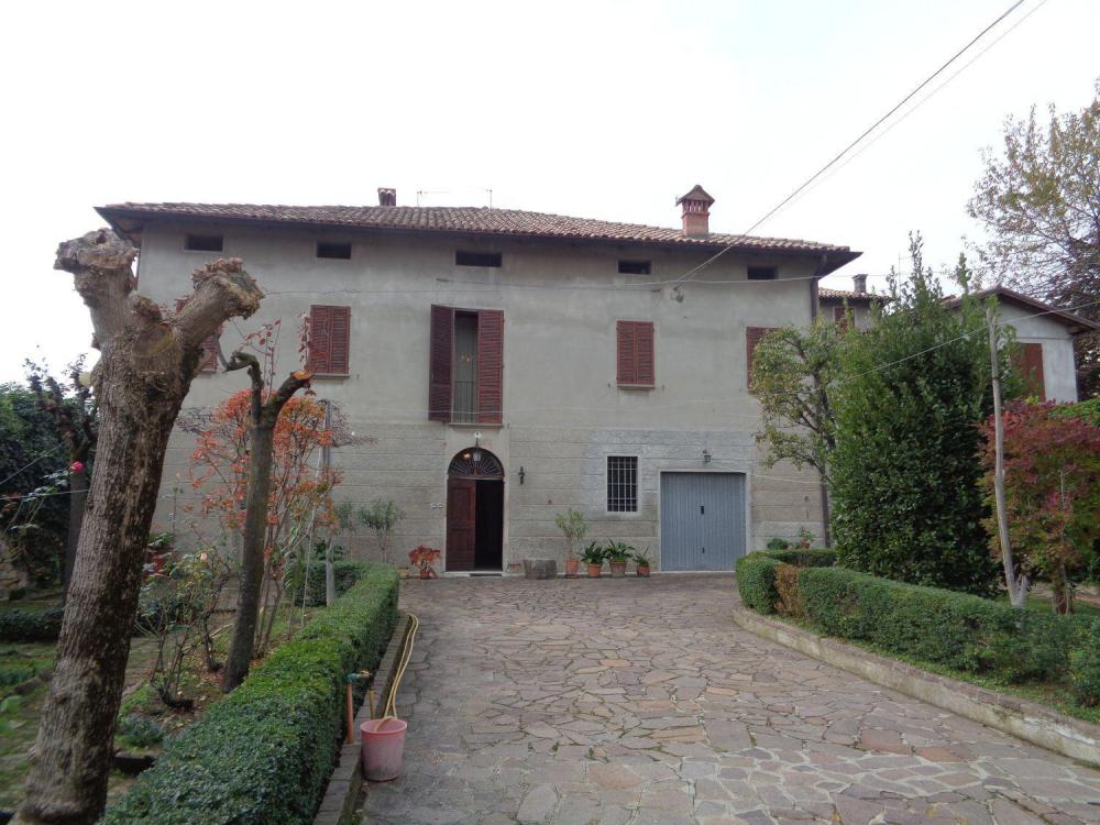 villa indipendente in vendita a Castellarano