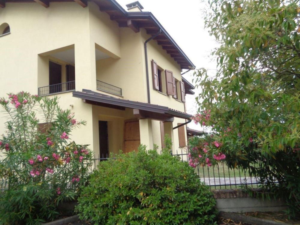 villa in vendita a Sassuolo