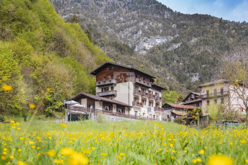 Albergo plurilocale in vendita a ledro - Albergo plurilocale in vendita a ledro