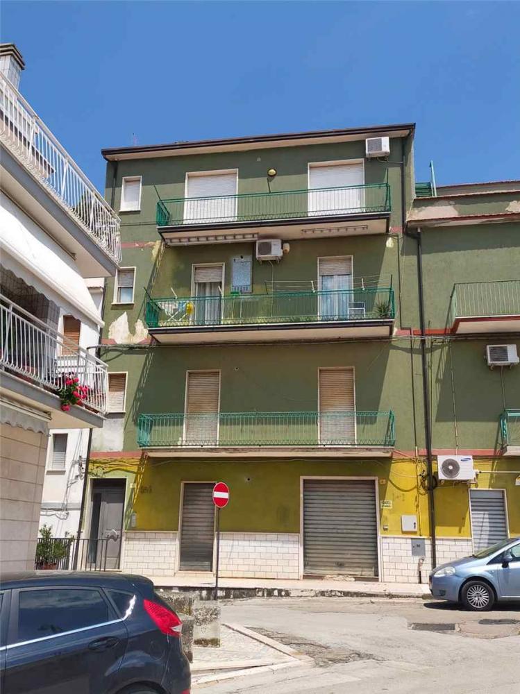 Appartamento plurilocale in vendita a San Nicandro Garganico - Appartamento plurilocale in vendita a San Nicandro Garganico