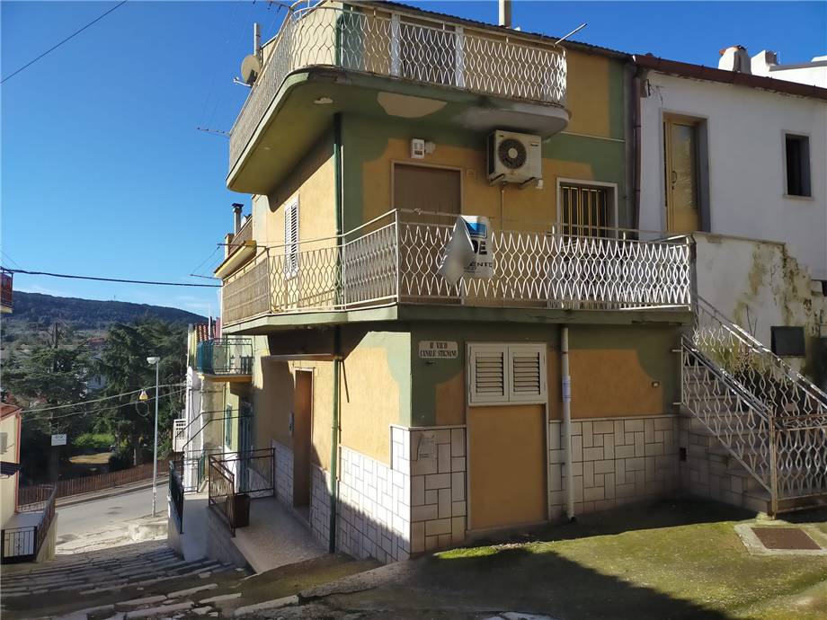 Casa plurilocale in vendita a San Nicandro Garganico - Casa plurilocale in vendita a San Nicandro Garganico