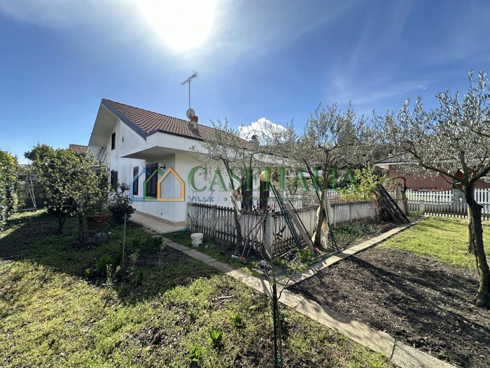 villa indipendente in vendita a Avigliana