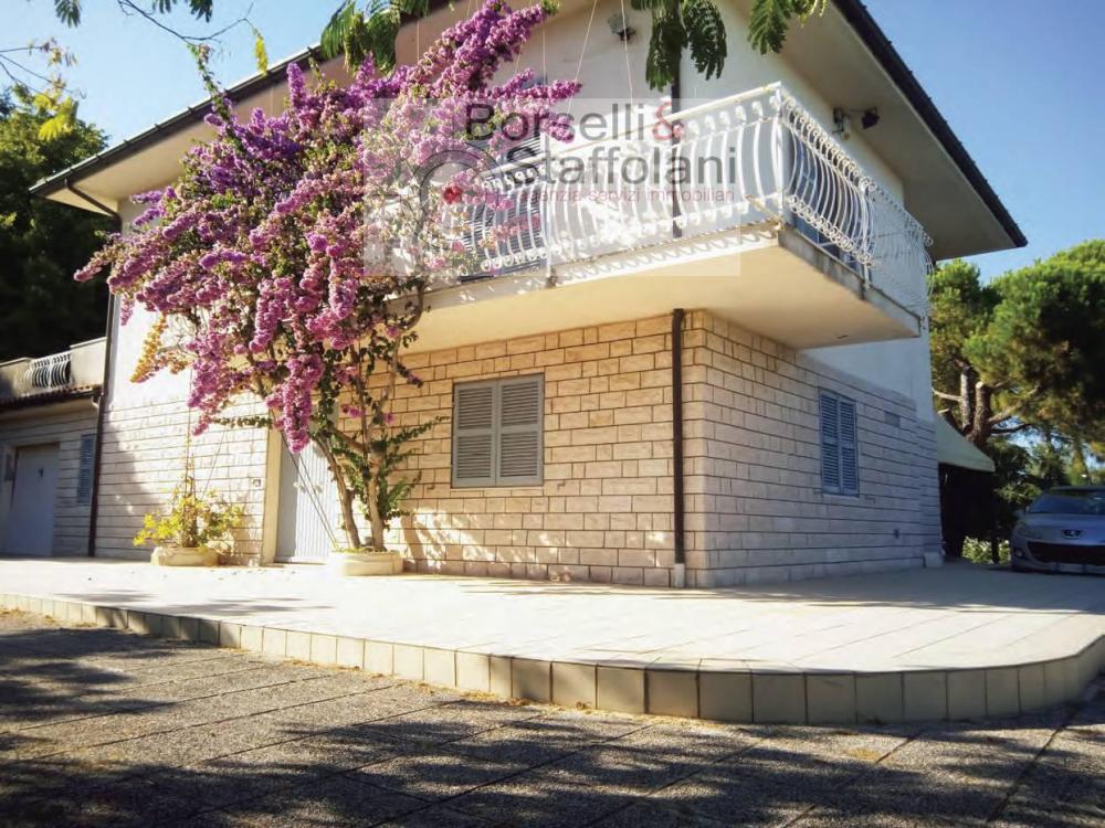 villa indipendente in vendita a Castelfidardo