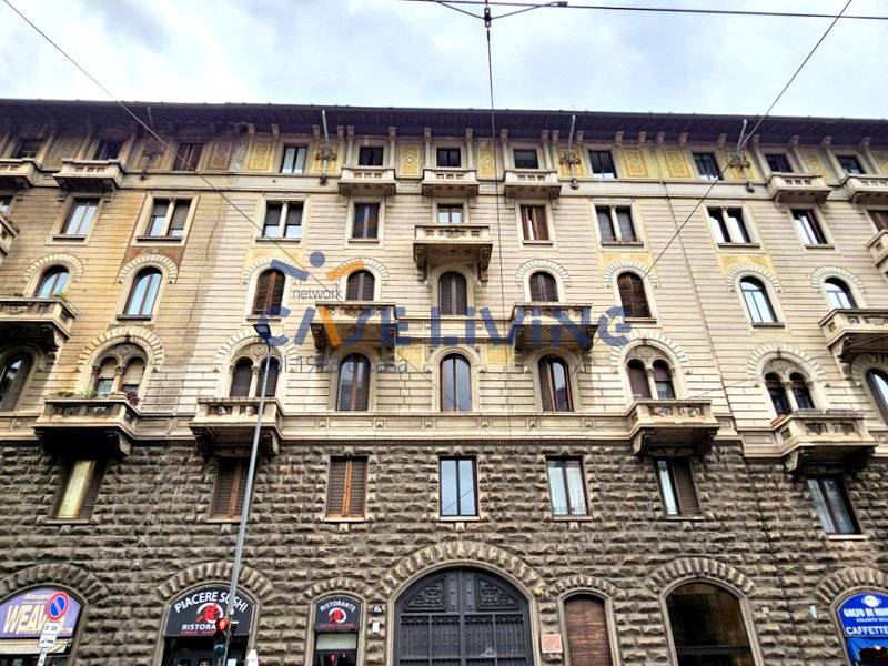 Appartamento trilocale in vendita a Milano - Appartamento trilocale in vendita a Milano
