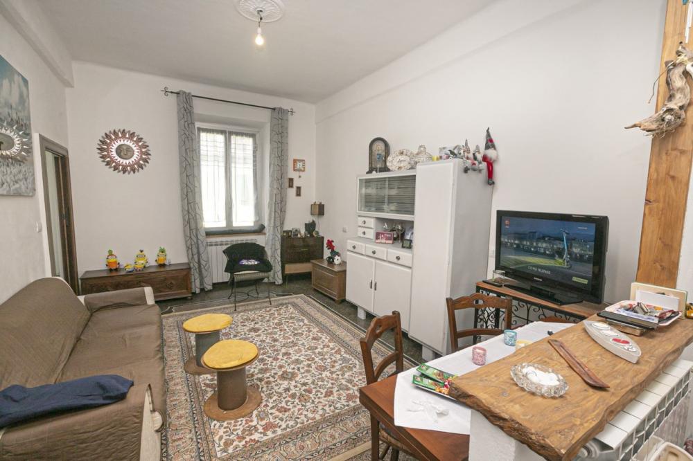 appartamento in vendita a Genova in zona Pontedecimo