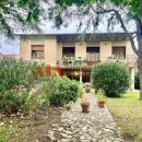 Villa indipendente plurilocale in vendita a calcinaia