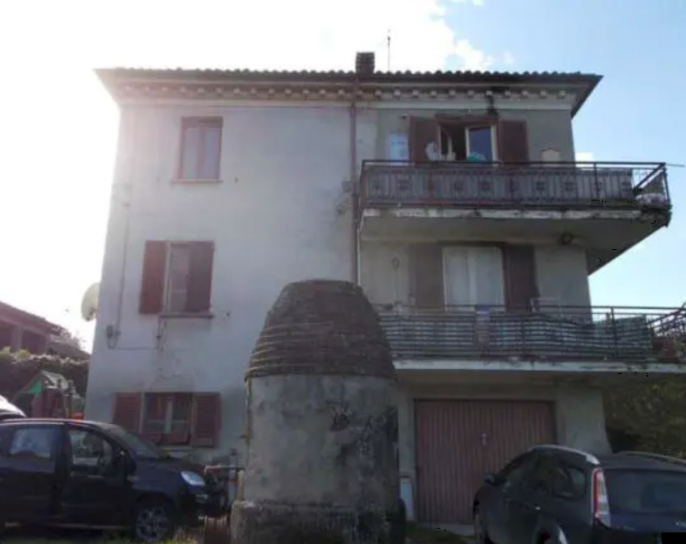 Casa plurilocale in vendita a incisa-scapaccino - Casa plurilocale in vendita a incisa-scapaccino