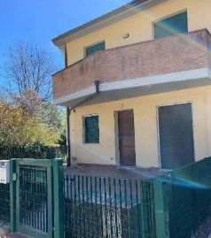 casa in vendita a Novafeltria