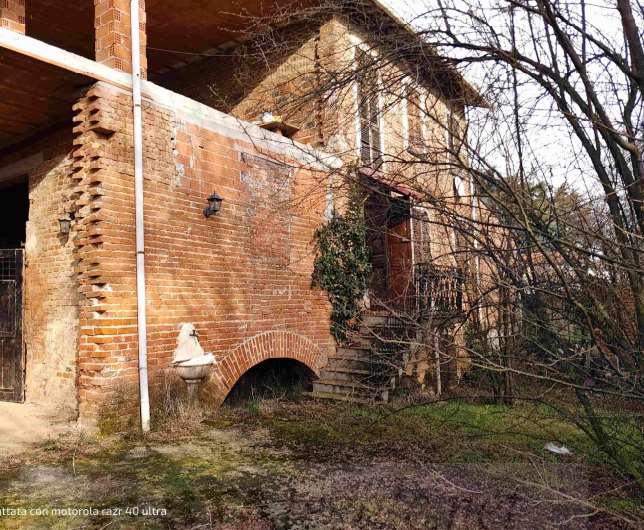 Casa plurilocale in vendita a Sant'andrea - Casa plurilocale in vendita a Sant'andrea