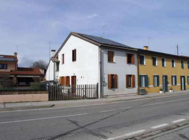 Casa plurilocale in vendita a tezze-sul-brenta - Casa plurilocale in vendita a tezze-sul-brenta