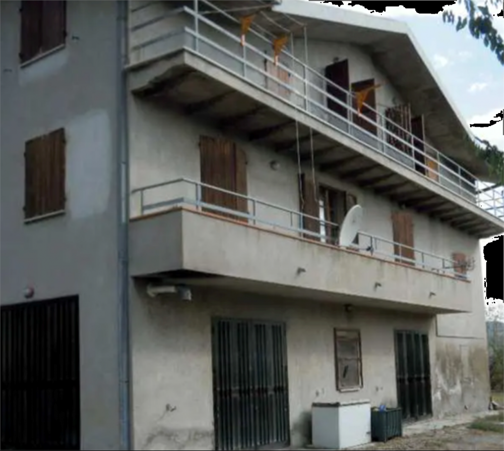 Casa plurilocale in vendita a urbino - Casa plurilocale in vendita a urbino