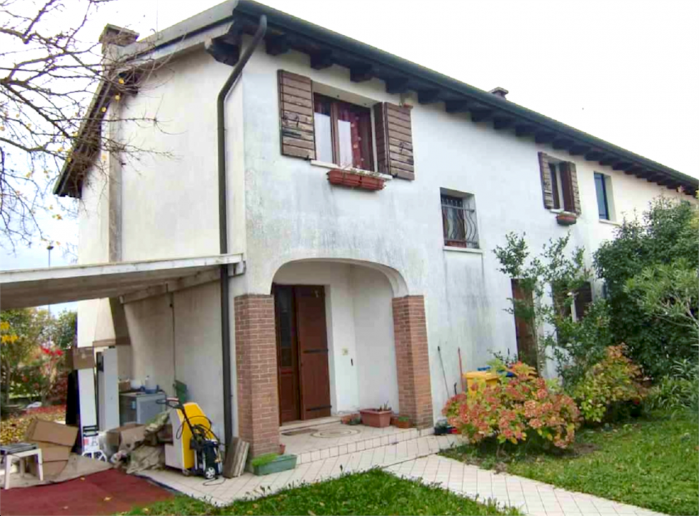 Casa plurilocale in vendita a zero-branco - Casa plurilocale in vendita a zero-branco