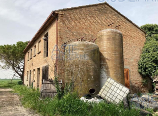 Rustico / casale plurilocale in vendita a fusignano - Rustico / casale plurilocale in vendita a fusignano