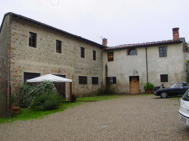 Stabile intero monolocale in vendita a greve-in-chianti - Stabile intero monolocale in vendita a greve-in-chianti