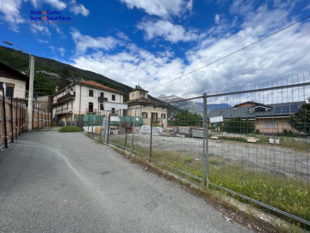 Casa plurilocale in vendita a Aosta - Casa plurilocale in vendita a Aosta