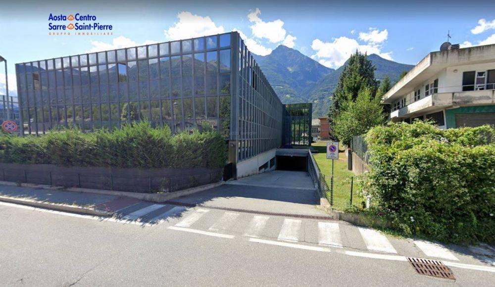 Magazzino-laboratorio monolocale in vendita a Aosta - Magazzino-laboratorio monolocale in vendita a Aosta