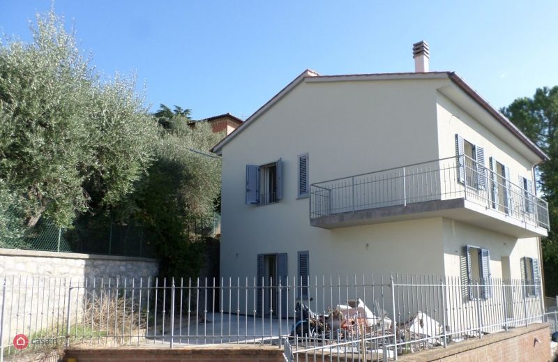 Villa plurilocale in vendita a Castiglione del Lago - Villa plurilocale in vendita a Castiglione del Lago