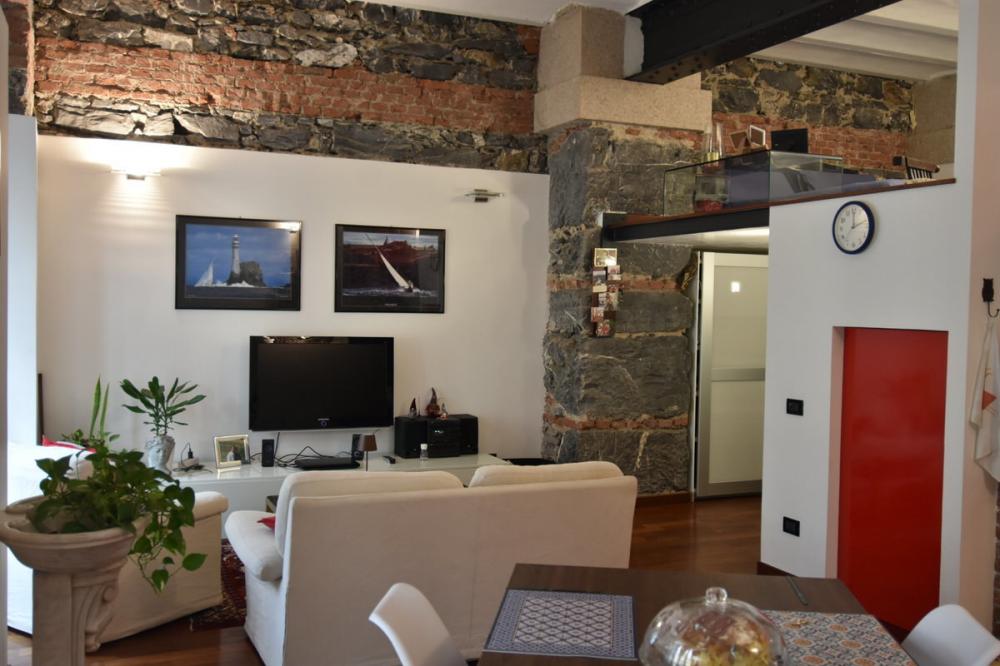 Stabile intero in vendita a genova - Stabile intero in vendita a genova