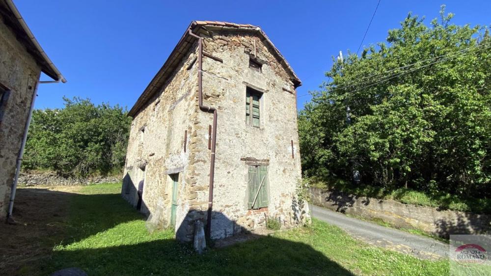 Rustico / casale quadrilocale in vendita a ponzone - Rustico / casale quadrilocale in vendita a ponzone