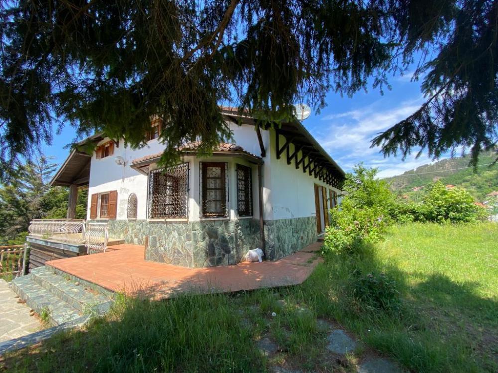 villa indipendente in vendita a Tiglieto